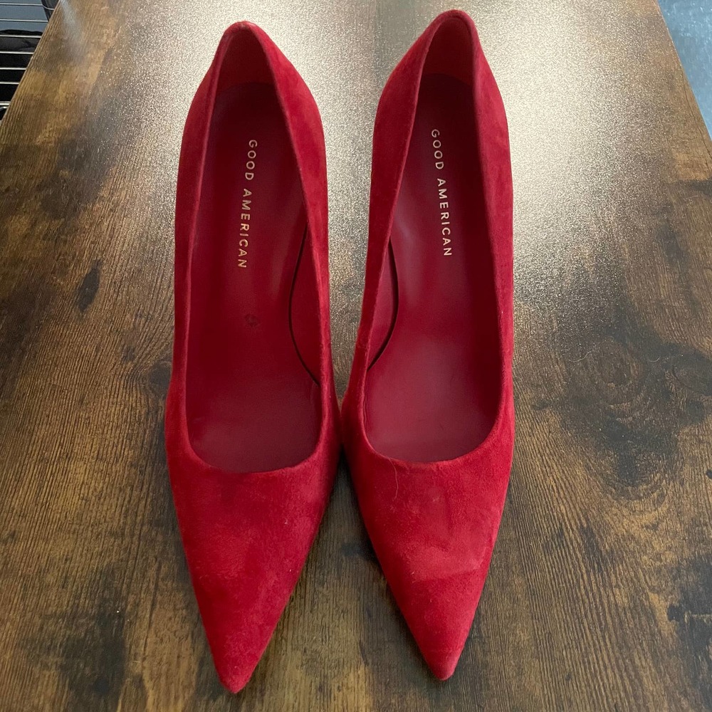 Good American Red Suede Pointed Pumps Sz 7